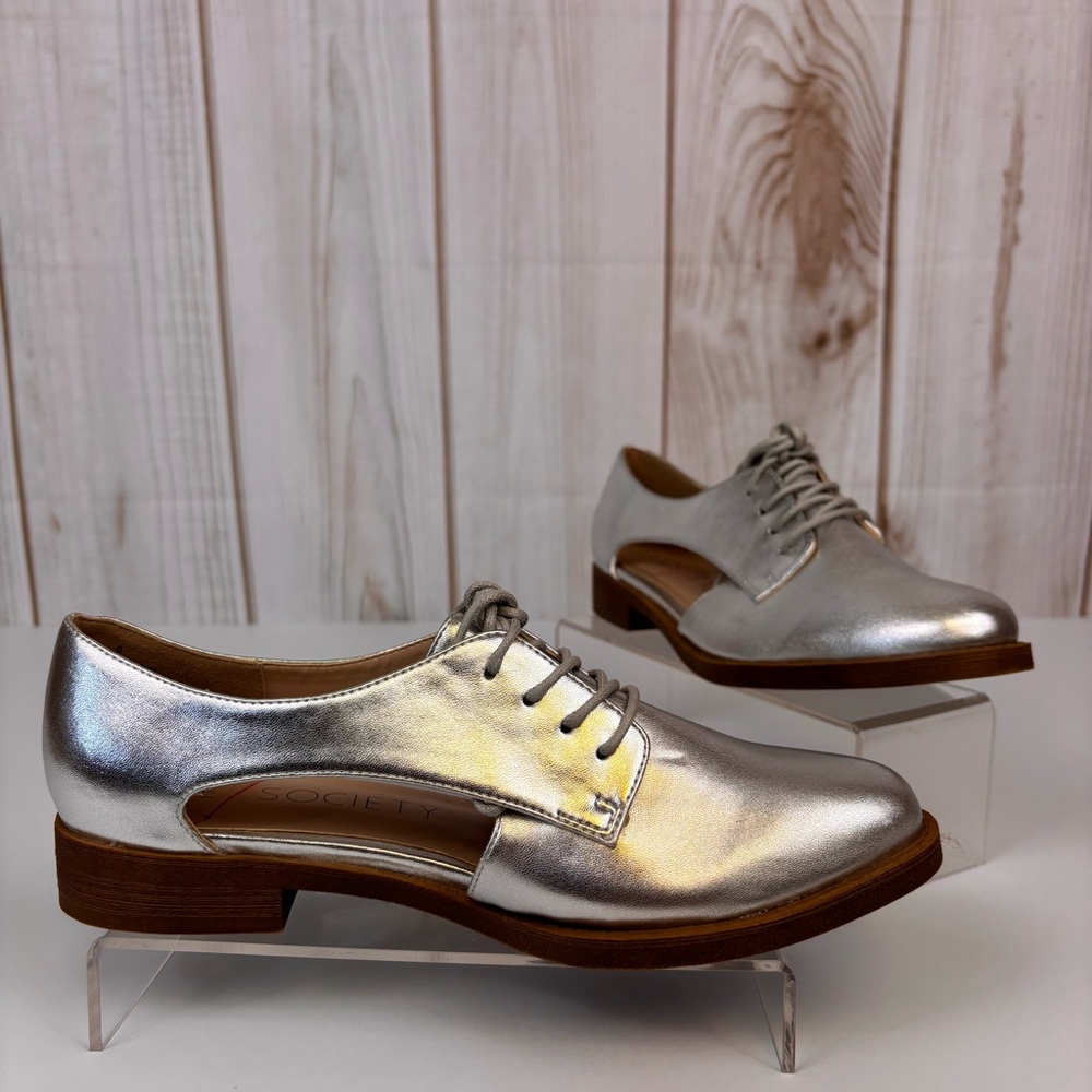 Sole Society Cobain Cutout Oxford Shoes Metallic Classic Flats Silver Size 8 - Picture 2 of 14